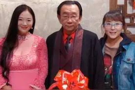 抢遗产、恰烂钱、收女徒弟，相声宗师之后为何如此败坏家门？图片