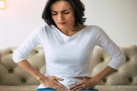 为什么很多女性的小肚子是鼓鼓的？你也是这样的吗？切勿焦虑图片