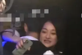 人未走茶已凉！何炅的“落难”，将娱乐圈的“拜高踩低”完美展现图片