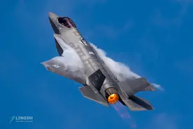 美军司令：用空射武器阻止中国武统！要中国增持美债，财长要访华图片