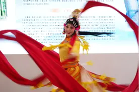 梆韵悠扬，梅花飘香，《最爱家乡戏——河北梆子经典传统剧目三部曲》推介会在北京图博会举办图片