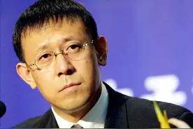 年轻时平平无奇，人过中年却“帅炸天”的男星，个个让女人心动图片
