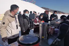太原市万柏林区：万家欢乐｜张灯结彩闹元宵 万户千家齐团圆图片