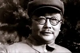 他被称为红色特工之王，55年授勋名单没他的名字，毛主席大发雷霆图片
