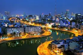越南全国各地欢天喜地！两个口岸恢复通关，准备下月迎接中国游客图片