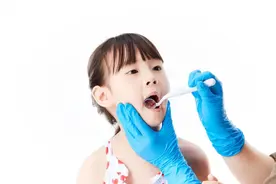 【健康口腔行动】儿童双排牙需不需要拔？图片