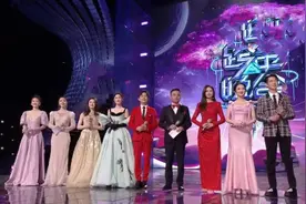 春晚二次联排：吴磊颜值高，周深毛不易实至名归，李一桐让人意外图片