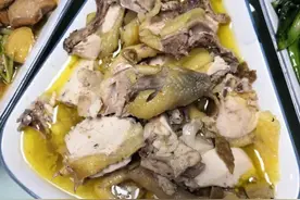 准弟媳带父母来家，我做丰盛午餐，菜上桌，准弟媳：早说了让我来图片