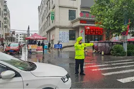 回顾温暖瞬间：2022年国庆期间那些感人的画面图片