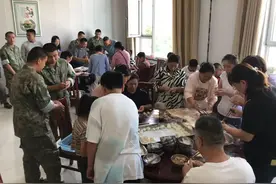 潞城区：“送别饺子”为30名新兵鼓劲加油图片