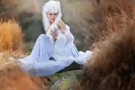 初闻不懂曲中意，再听已是曲中人图片
