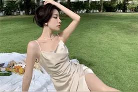 5款新辣妹女装穿搭，温柔清新又性感，越看越好看图片