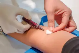 抽血能查什么病？血常规报告该咋看？医生：这3个指标要重点关注图片