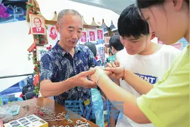 在解锁解环中寻找乐趣！“神奇爷爷”的传统玩具自带魔力图片