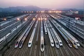 2023年是打工人最难熬的一年图片