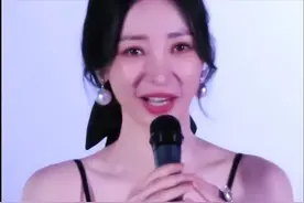 真相了，看到柳岩的家庭氛围，突然明白她生病时写下遗书的心情了图片