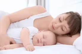 二战期间，一颗子弹打中一名女护士，不久后她竟然怀孕了，为啥？图片