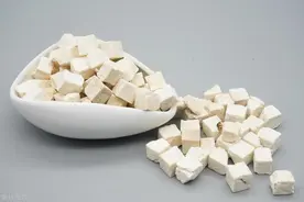 脾虚湿气重，吃茯苓管用吗，中医告诉你这5种人，可以常吃图片