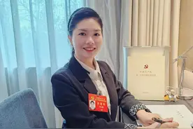 二十大代表李文娟：把边疆群众的心声带到北京，也会把二十大精神传递到边疆图片