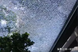 四十多户玻璃莫名爆裂，业主提心吊胆：万一掉下去后果不堪设想图片