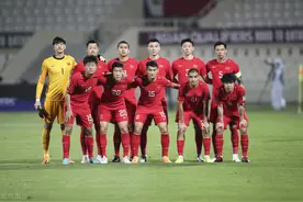 踩单车过人+传中造点，高准翼无愧国足最佳，李霄鹏意外之喜图片