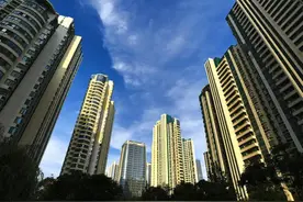 我破产卖掉广州600万房子，回老家买不起房，又回广州200万买回来图片