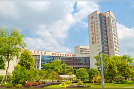 眼科病人就诊前为什么需要常规视力检查？图片
