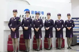 “包”治百病，铁路人专属“百宝箱”有多少种？图片