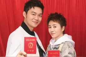 演员马丽，嫁给小11岁男友，怀孕期间还在拍戏，她的幸福就是如此图片