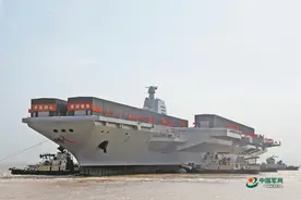 井延坡工作室丨追寻那面旗，目标向深蓝！图片