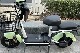 电动车前后鼓刹、前碟后鼓、双碟刹，哪种性能最好？性价比最高？图片