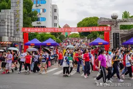 高考状元们凭啥能考700多分，不光靠智商！学习方法让人拍手称赞图片