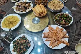 外地朋友第一次来青岛蹭饭，拍照发网上，网友纷纷留言：大户人家图片