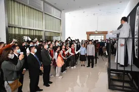 共青团云南省委“喜迎二十大、永远跟党走、奋进新征程”主题展在昆揭幕图片