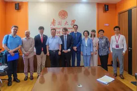 意大利驻华大使馆文化处文化参赞菲德利克教授一行访问南开大学外国语学院图片