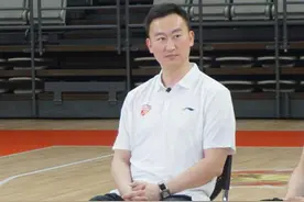 官宣！刘维伟正式出任青岛队主教练，刘传兴有望回归CBA联赛图片