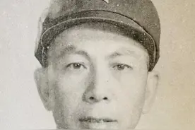 曾是南京军事学院合同战术教员，将军们是他的学生图片