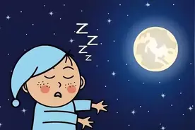梦中“上天台”到底是怎么回事？梦游中的人，真的不能被叫醒吗？图片