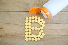 几块钱一瓶的维生素B12，或能“改善”5种病症，早了解有帮助图片