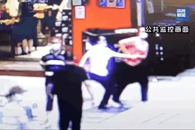 监控披露感染原因！垃圾桶边逗留1分钟后感染，因没戴好口罩图片
