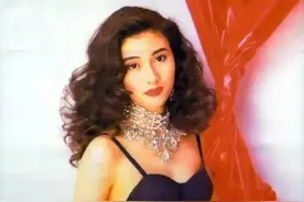 不整容，不会骨瘦如柴，51岁的李嘉欣活成了最美港圈老牌女神​图片