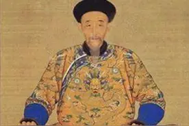 康熙和侍卫下棋时中途离开，15天后看到侍卫的尸体，康熙羞愧不已图片