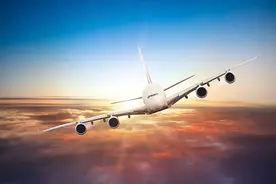 疫情影响飞行训练得自费掏70万，学校称航空公司发退函取消招飞计划，给学生找出路上报方案转专业不收费图片