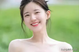 大瓜！网传95后清纯女星丑闻，拍一部戏睡一位男主，亲妈都管不住图片