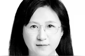 天妒英才，北大朱蕾娜老师逝世，年仅46岁，讣告曝光死因，很可惜图片