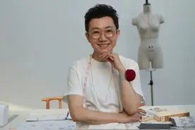 为200万失去乳房的女性做一件内衣图片