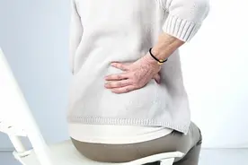 出汗多是湿，腰背疼是湿，脂肪肝还是湿，教你一招，打开排湿阀图片
