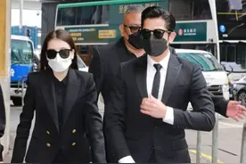 郭富城带妻女现身丧礼，事关背后重要女人：至今未婚，帮天王管钱图片