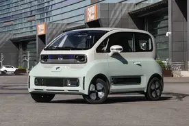 适合年轻人的代步小车，新款KiWi EV将上市，3门4座，续航305km图片