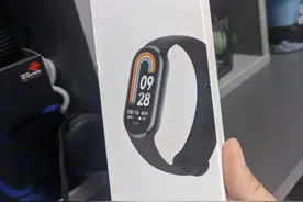 小米手环6和8对比图片
